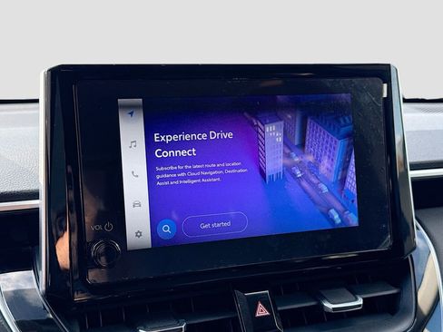 Used 2024 Toyota Corolla Cross XLE w/ Convenience Package image 14