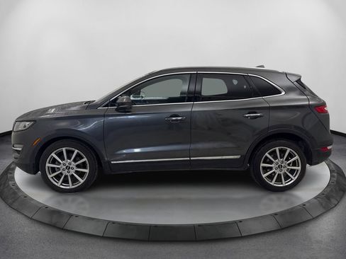 Used 2019 Lincoln MKC Reserve w/ MKC Technology Package FWD image 8