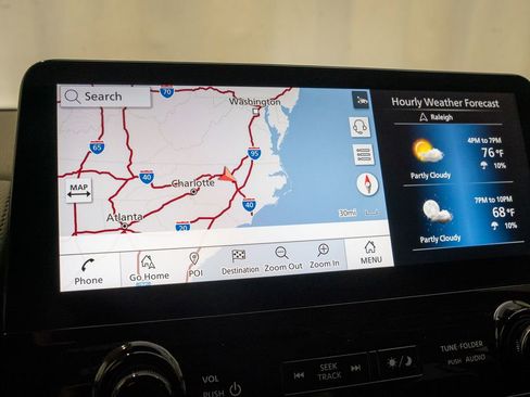 Used 2021 Nissan Armada SV w/ SV Appearance Package image 15