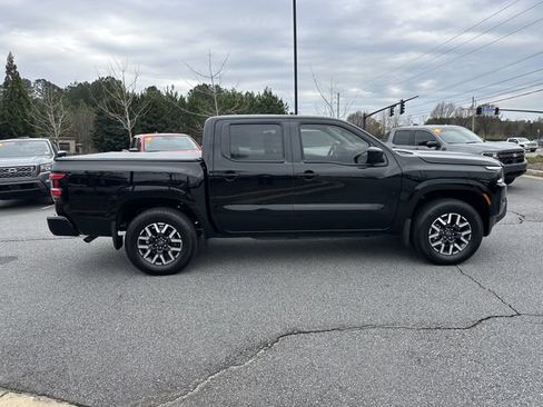 Used 2024 Nissan Frontier SL w/ Technology Package AWD/4WD image 10