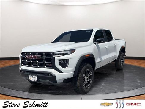 New 2025 GMC Canyon AT4 image 4