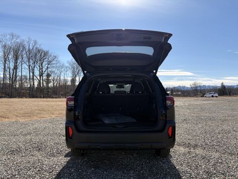 New 2026 Subaru Outback Premium image 11