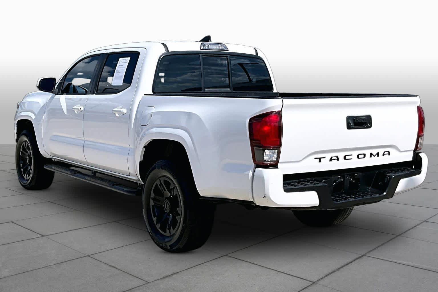 Used 2018 Toyota Tacoma SR w/ SR Convenience Package RWD image 10