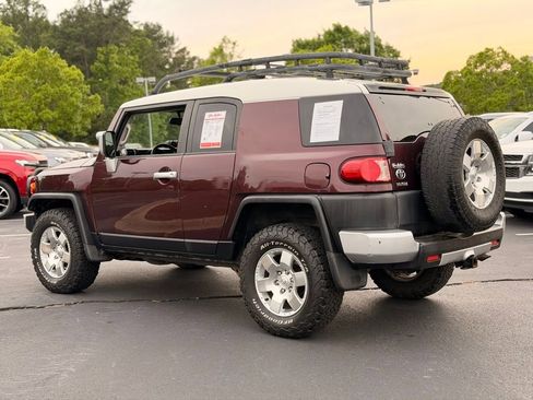 Used 2007 Toyota FJ Cruiser 4WD image 11