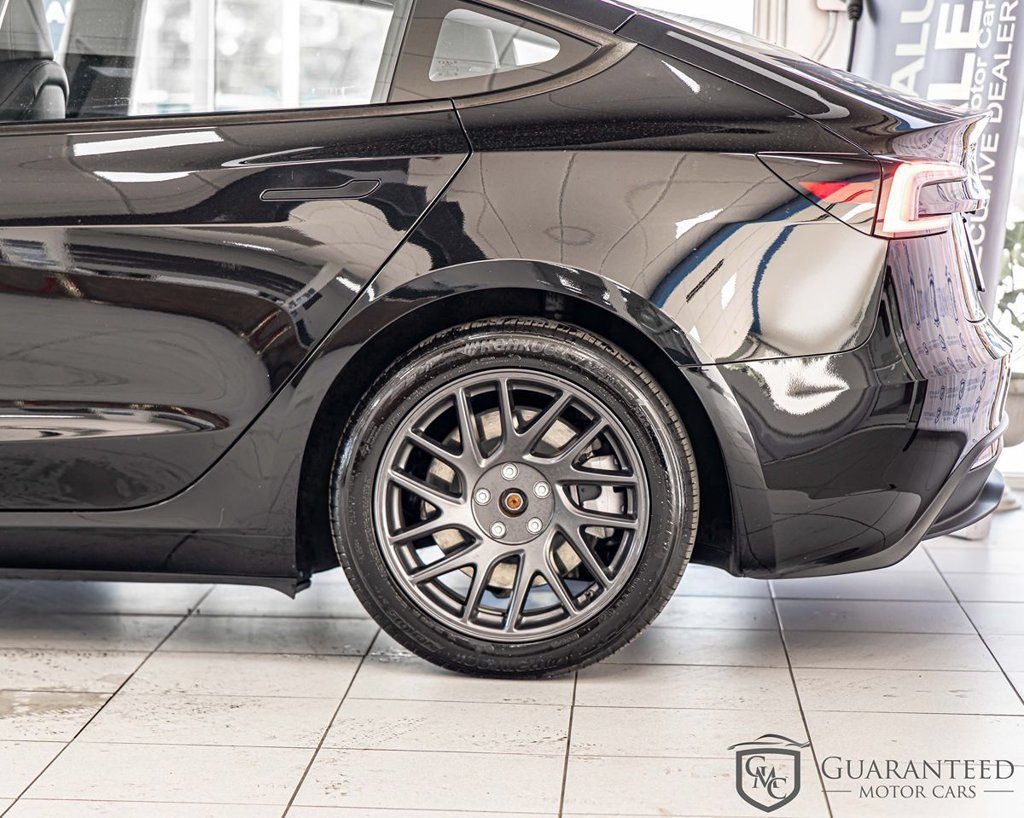 Used 2025 Tesla Model 3 Long Range RWD image 9