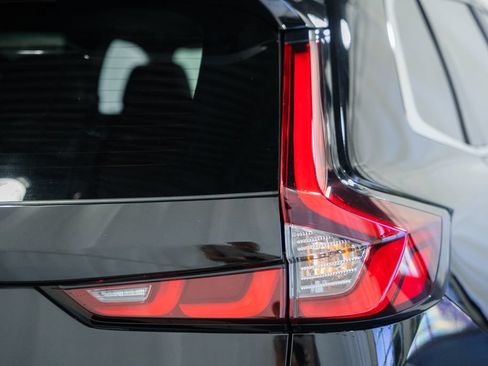 Used 2025 Honda CR-V Sport Touring image 6
