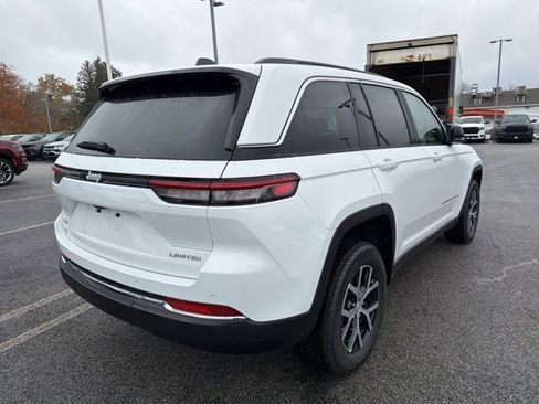 New 2025 Jeep Grand Cherokee Limited image 3