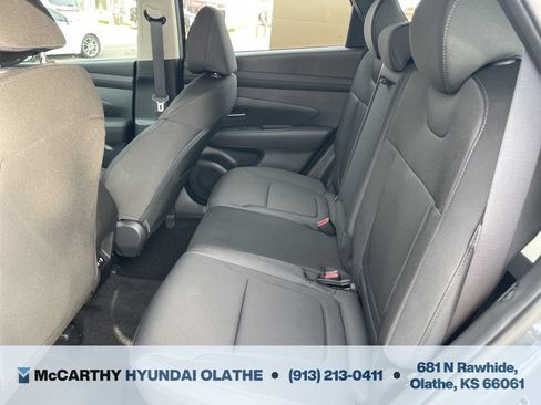 Used 2026 Hyundai Tucson SE FWD image 5