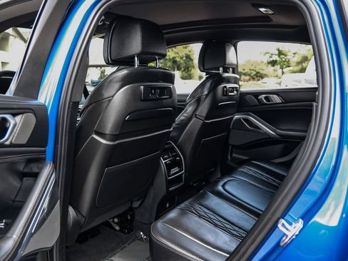 Used 2020 BMW X6 M50i w/ Premium Package AWD/4WD image 43