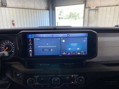 Used 2026 Jeep Wrangler Sport image 35