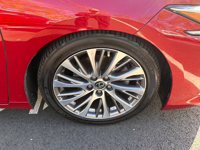 Used 2020 Lexus ES 350 w/ Premium Package FWD image 14