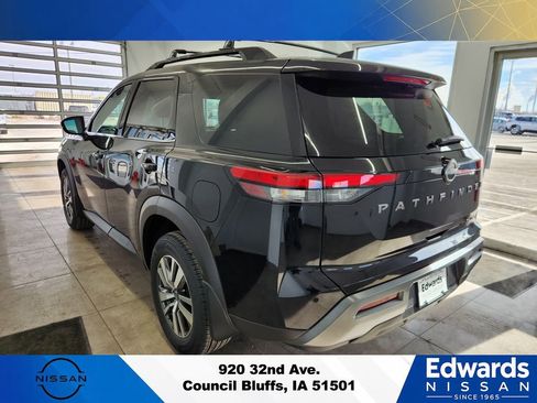New 2026 Nissan Pathfinder SL AWD/4WD image 6
