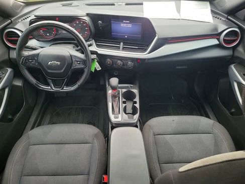 Certified 2024 Chevrolet Trax RS w/ Driver Confidence Package image 11