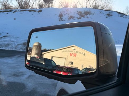 Used 2023 GMC Sierra 1500 AT4 w/ AT4 Preferred Package image 12