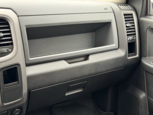 Used 2019 RAM 1500 Tradesman AWD/4WD image 25