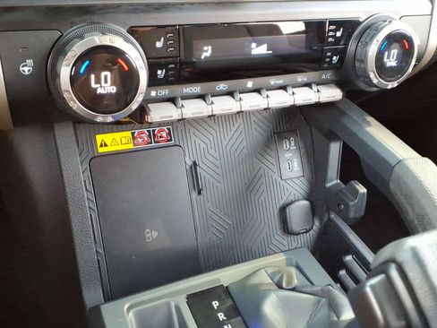 Certified 2026 Toyota Tacoma TRD Off-Road w/ TRD Off Road Premium Package AWD/4WD image 18