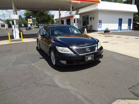 Used 2010 Lexus LS 460 AWD image 6