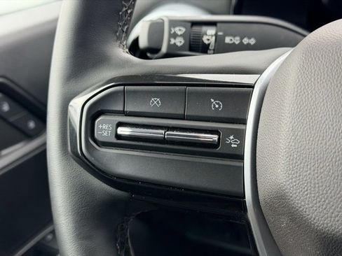 Certified 2023 Chevrolet Colorado LT w/ LT Convenience Package III image 10