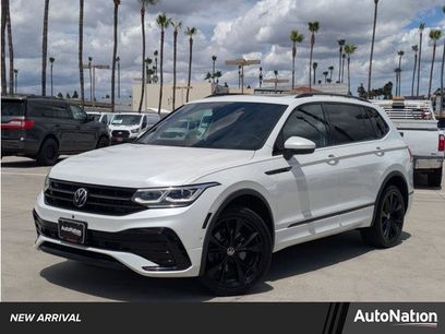 Used 2024 Volkswagen Tiguan SEL R-Line