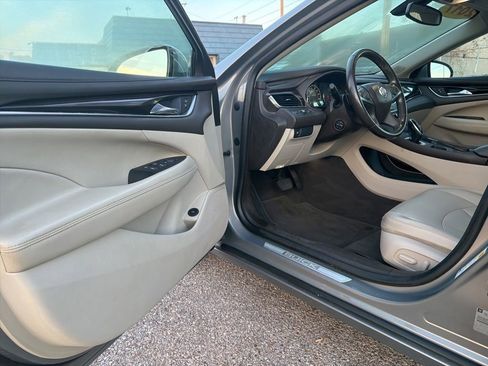 Used 2017 Buick LaCrosse Preferred image 15