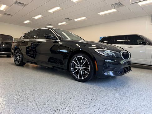 Used 2019 BMW 330i Sedan w/ Driving Assistance Package RWD image 10