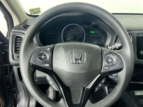 Used 2021 Honda HR-V EX image 15