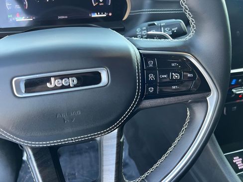 Used 2022 Jeep Grand Cherokee L Overland image 43