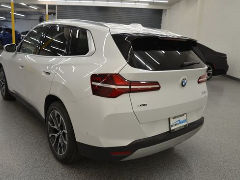 Used 2025 BMW X3 xDrive30i w/ Premium Package AWD/4WD image 13