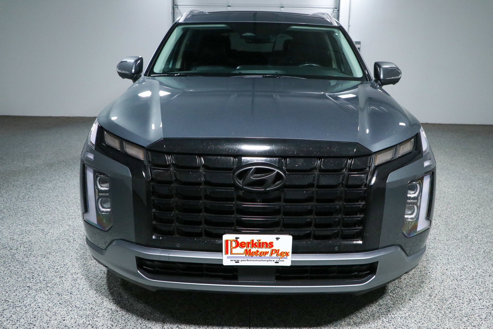 Used 2024 Hyundai Palisade SEL w/ Premium Package FWD image 4