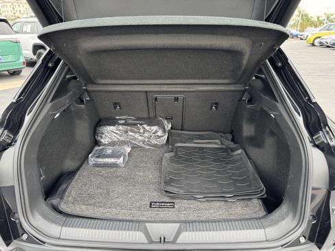 Certified 2023 Volkswagen ID.4 Pro S image 37