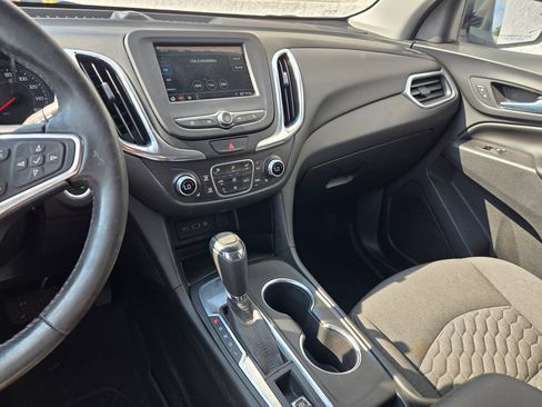 Used 2019 Chevrolet Equinox LT FWD image 22