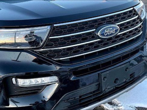 Certified 2023 Ford Explorer XLT w/ Equipment Group 202A image 28