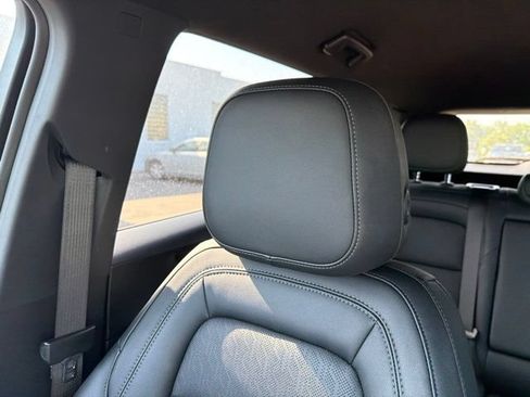Used 2025 Chevrolet Equinox LT w/ Convenience Package II AWD/4WD image 61