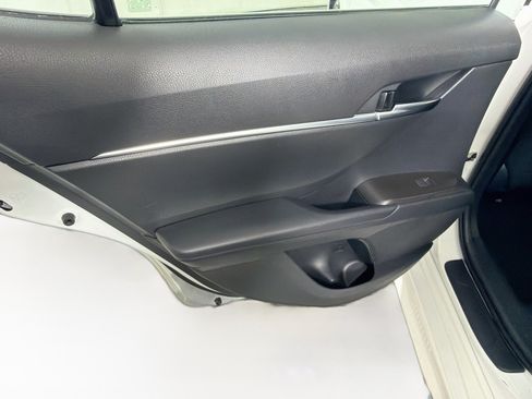 Used 2024 Toyota Camry SE FWD image 24