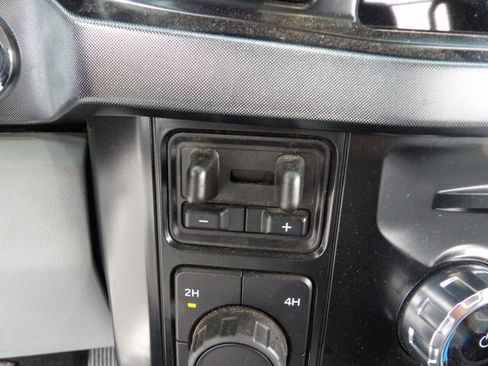 Used 2024 Ford F450 Limited w/ FX4 Off-Road Package image 22