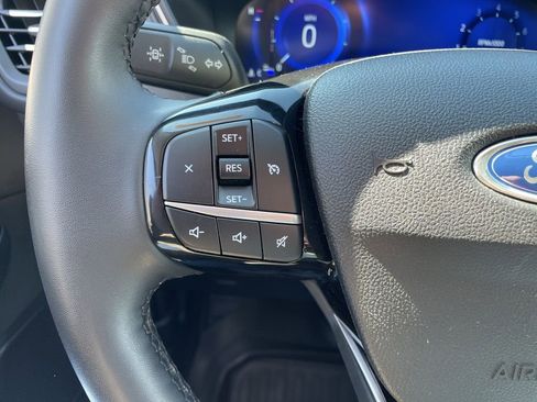 Used 2022 Ford Escape SEL w/ Technology Package AWD/4WD image 27