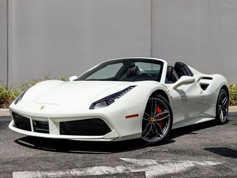 Used 2019 Ferrari 488 Spider RWD image 53