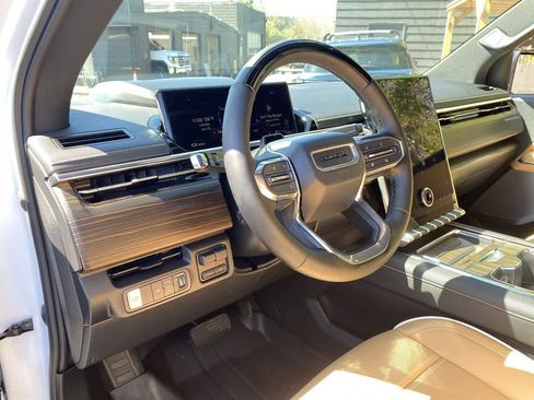 Used 2026 GMC Sierra EV Denali AWD/4WD image 2