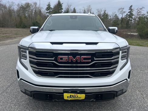 Used 2025 GMC Sierra 1500 SLT AWD/4WD image 1