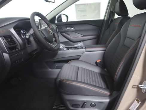 New 2026 Nissan Rogue SV w/ Rock Creek Premium Package AWD/4WD image 8