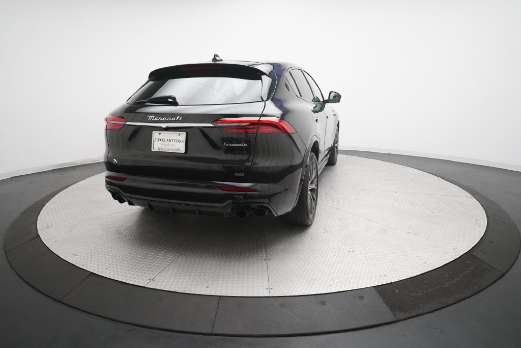 Used 2023 Maserati Grecale Modena AWD/4WD image 13
