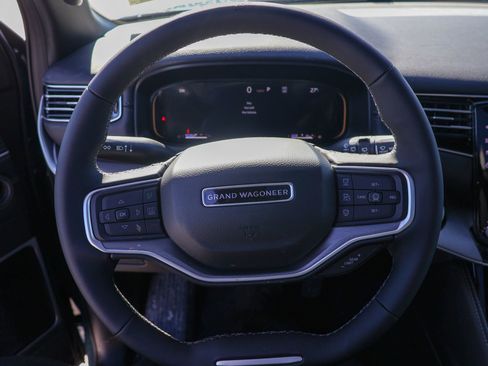 New 2026 Jeep Grand Wagoneer Limited w/ Premium Group II image 32