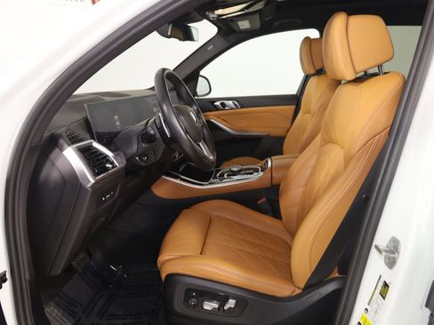 Used 2024 BMW X5 xDrive40i w/ Premium Package AWD/4WD image 12