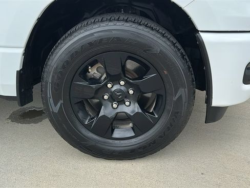 Used 2025 RAM 1500 Tradesman w/ Night Edition RWD image 16