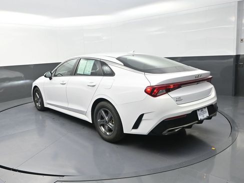 Used 2023 Kia K5 LXS image 8