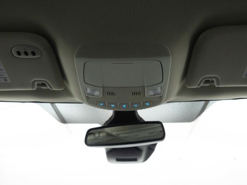 Used 2024 Ford Edge Titanium AWD/4WD image 38
