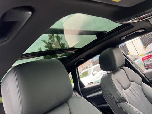 Used 2020 Audi Q5 2.0T Premium w/ Titanium Sport Package AWD/4WD image 33
