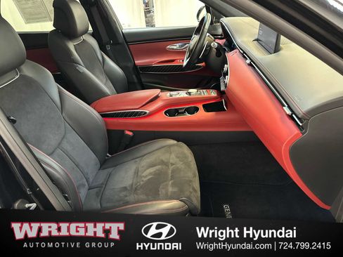 Used 2022 Genesis GV70 3.5T Sport w/ Sport Prestige Package AWD/4WD image 18