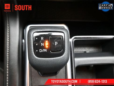 Used 2023 Nissan Pathfinder SL image 17