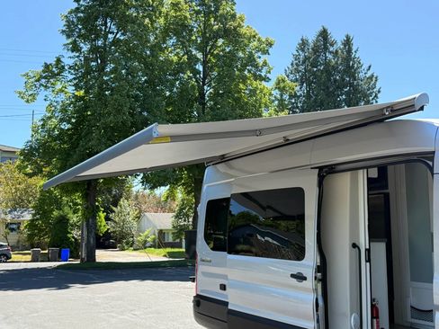 Used 2019 Ford Transit 350 XLT RWD image 60